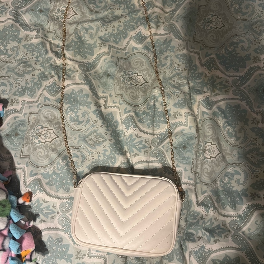White/cream crossbody purse